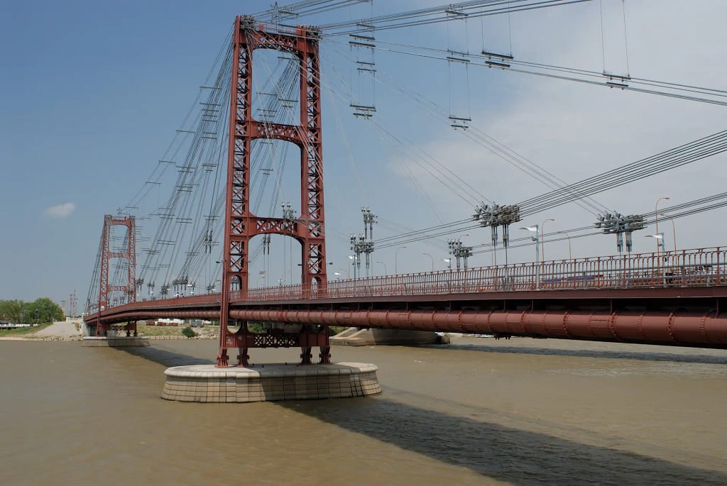 Puente colgante sobre la Laguna Setúbal, Santa Fe, Argentina