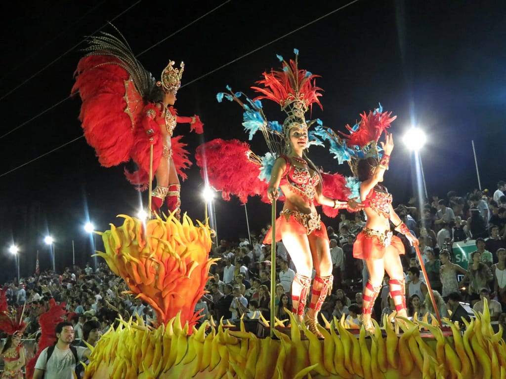 Carnavales de Corrientes. Ciudad de Corrientes. Argentina.
Foto de Carnaval.com Studios, CC BY 2.0, via Wikimedia Commons.