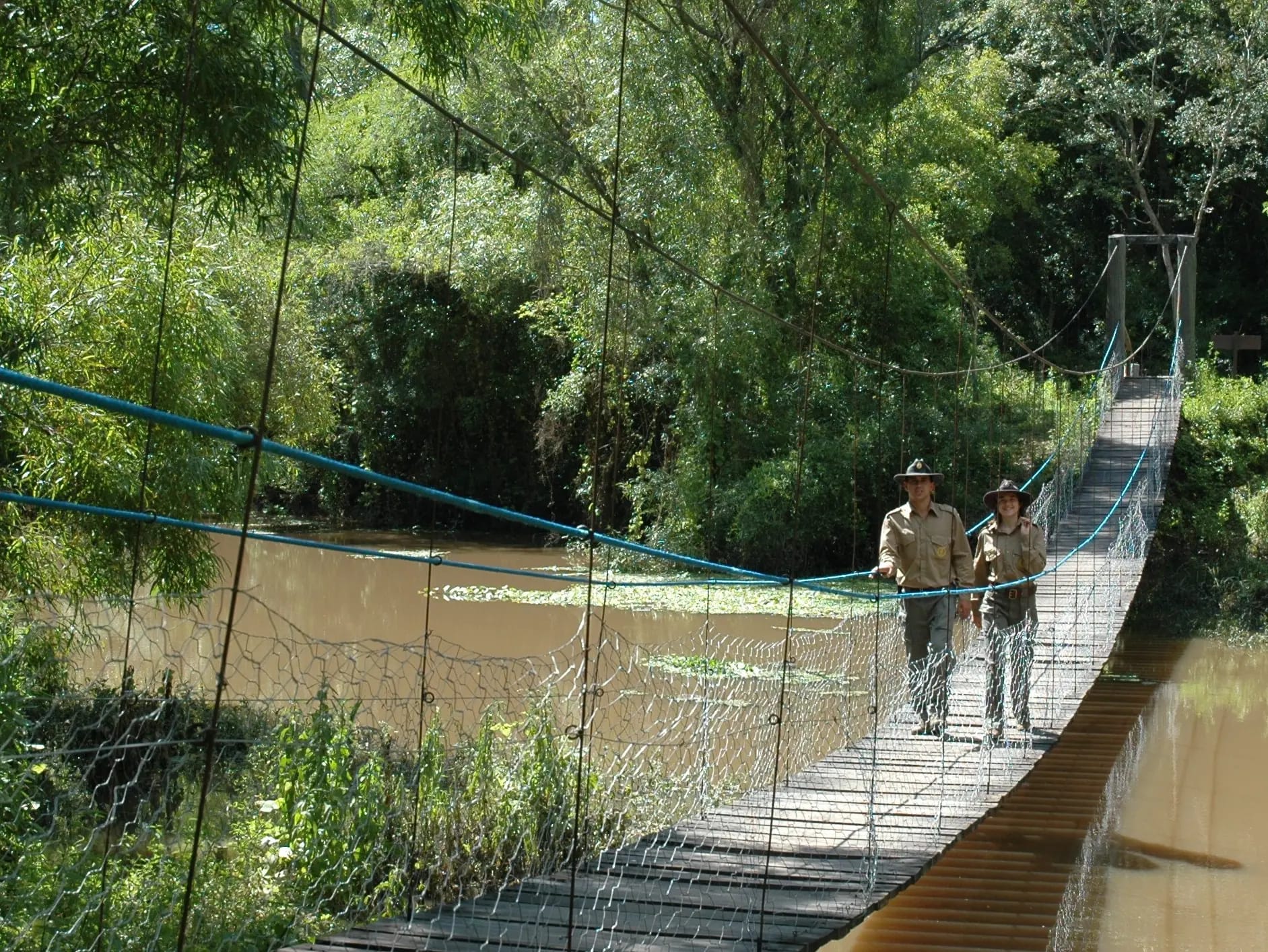 Puente colgante, Parque Nacional Chaco Puente colgante, Parque Nacional Chaco. Foto del Ministerio de Turismo de la Nación Argentina. CC BY-NC-SA 2.0.. en Flickr