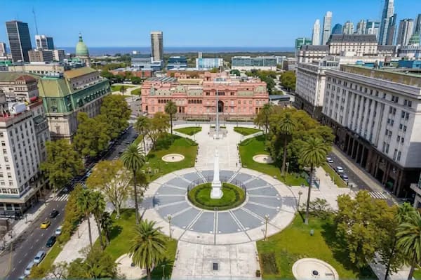 Vista aérea de la Plaza de Mayo. Centro histórico de Buenos Aires Vista aérea de la Plaza de Mayo. Centro histórico de Buenos Aires